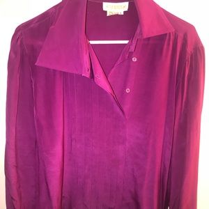 The Birds- Beautiful Vintage 100% Silk Magenta Top